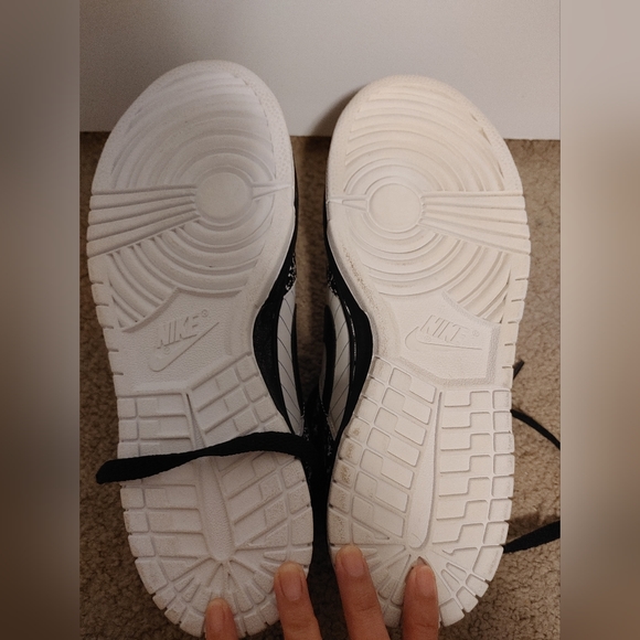 RARE Nike Dunk Low Nikebook (Size: 6.5Y) - Picture 7 of 7